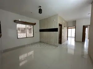 3 Bedroom Apartment in Owner, Bashundhara for Sale