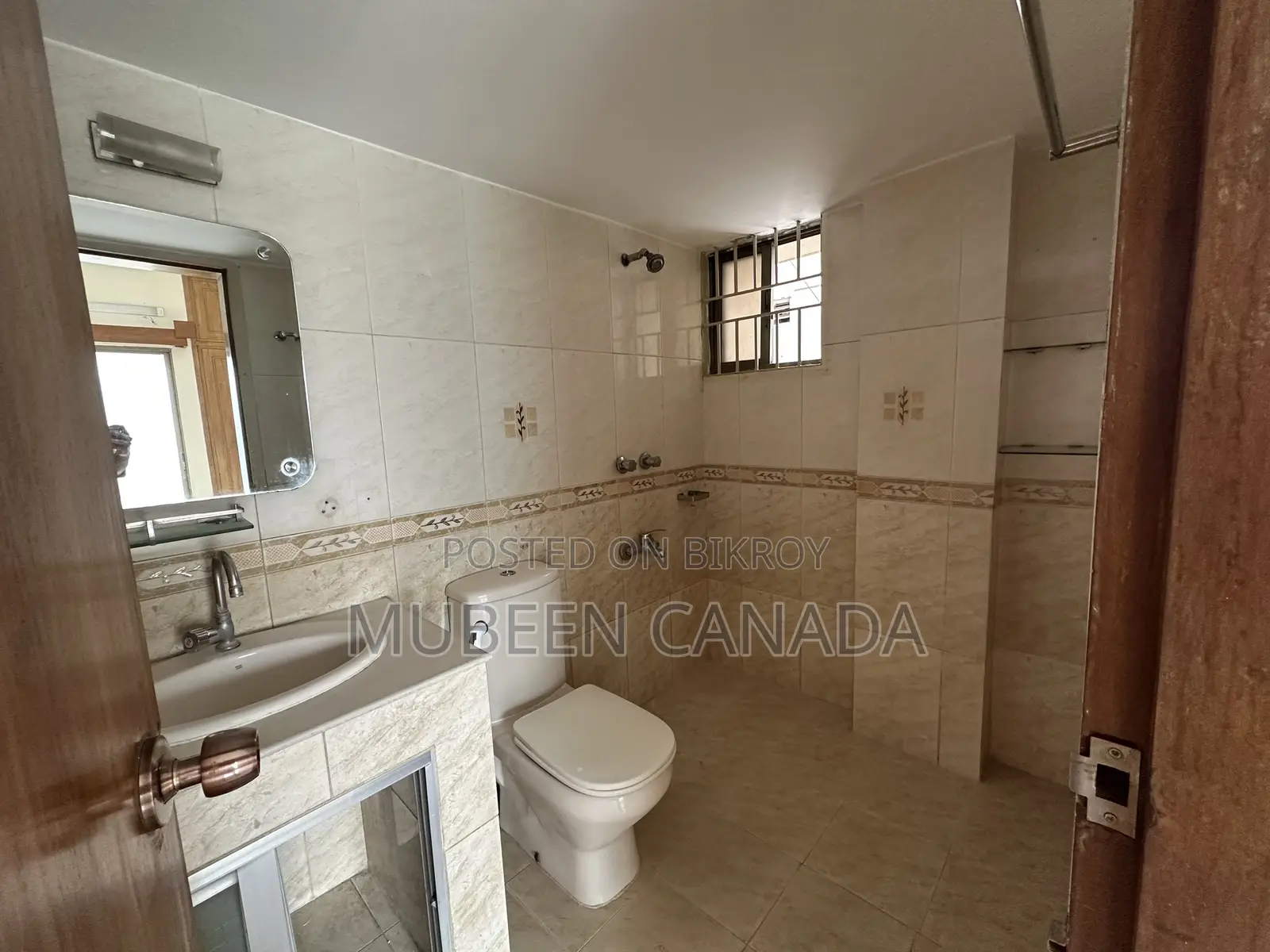 3 Bedroom Apartment in Owner, Bashundhara for Sale