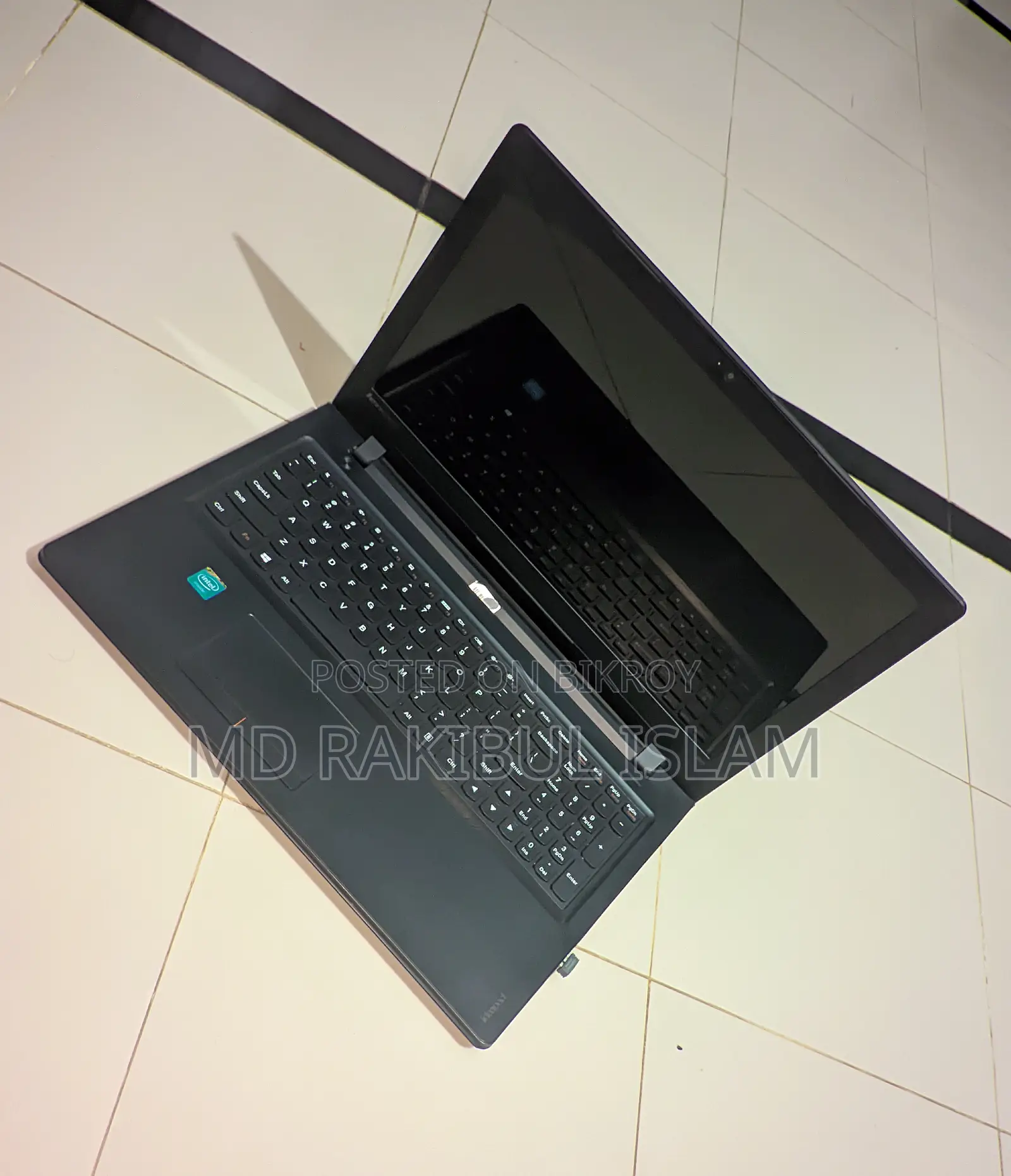 Lenovo IdeaPad 300 4GB Intel Celeron SSD 128GB Laptop