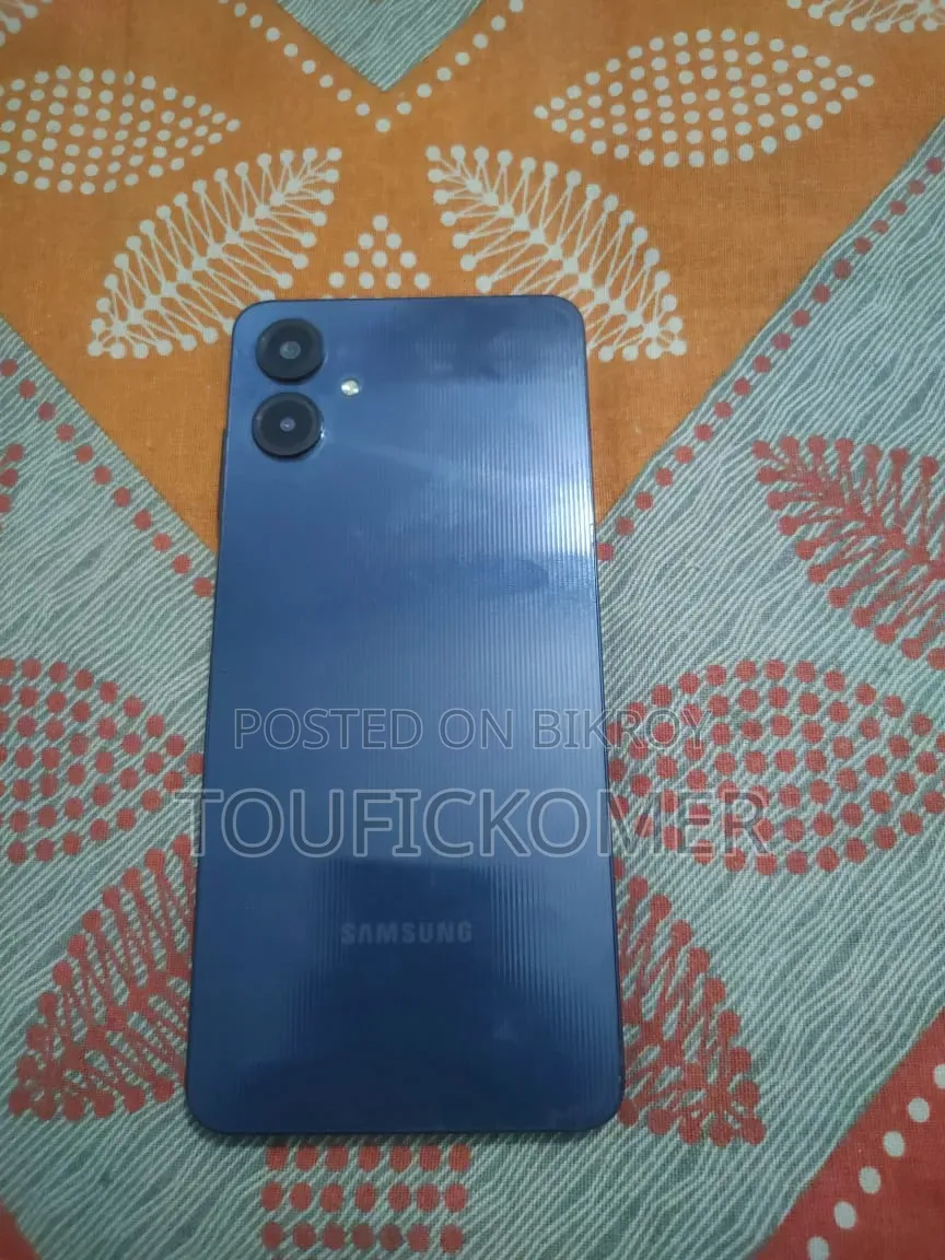 Samsung Galaxy A06 128 GB Black