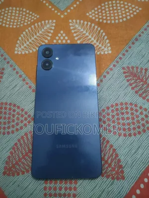 Samsung Galaxy A06 128 GB Black