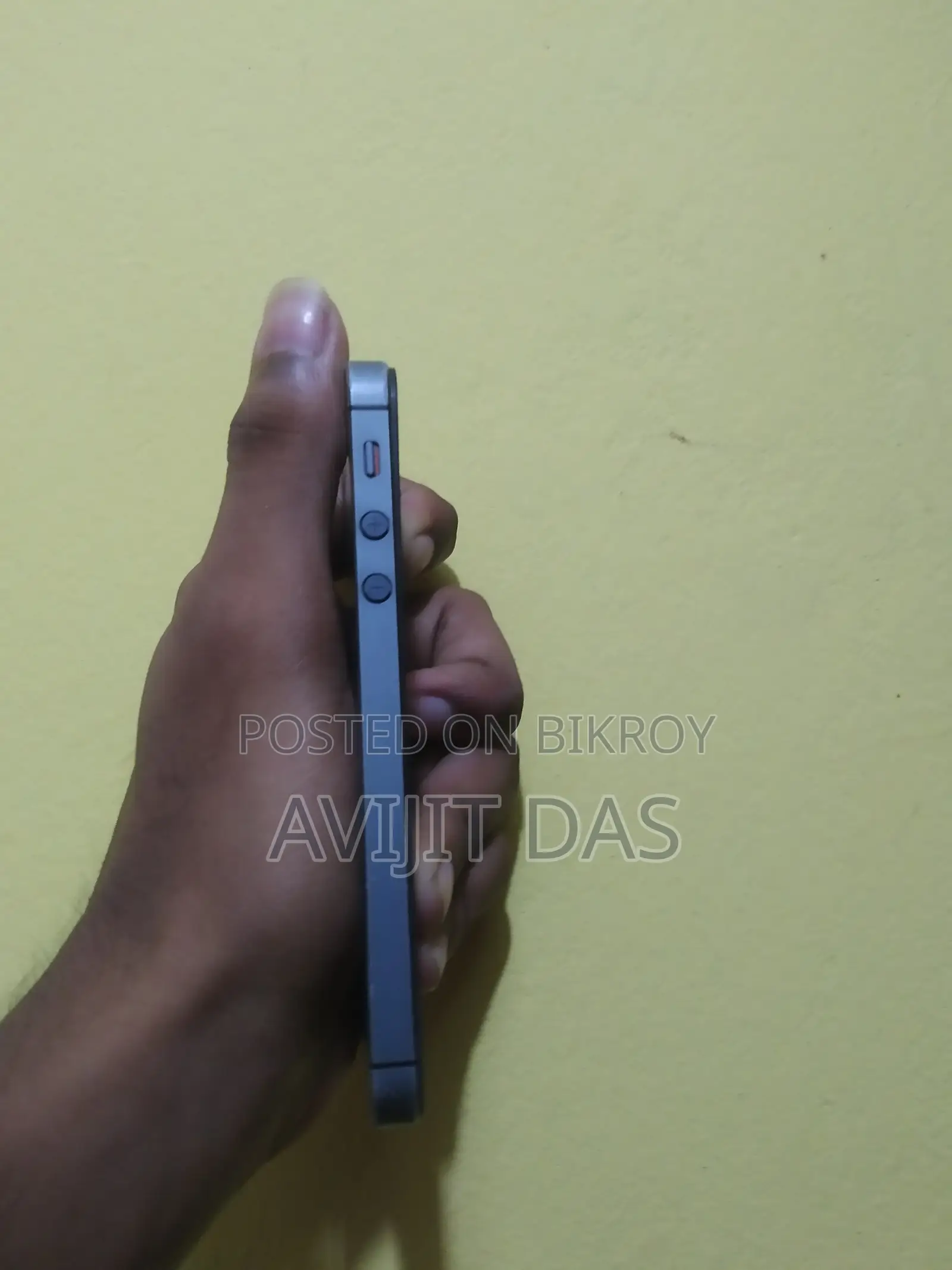 অ্যাপল আইফোন ৫ ১৬ জিবি নীল