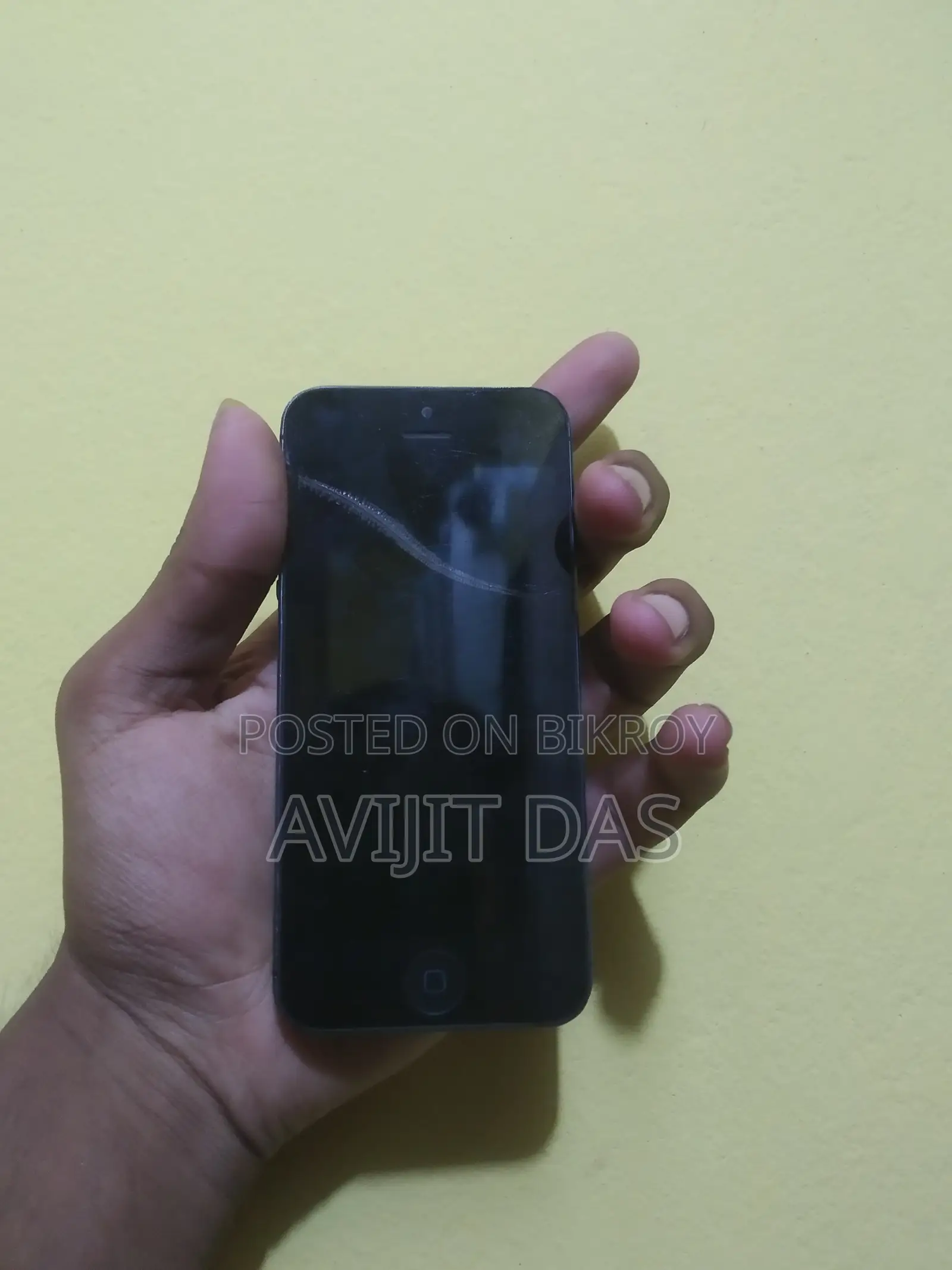 অ্যাপল আইফোন ৫ ১৬ জিবি নীল