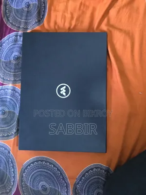 ল্যাপটপ ৪জিবি ইন্টেল কোর আই৩ এসএসডি ৫১২জিবি
