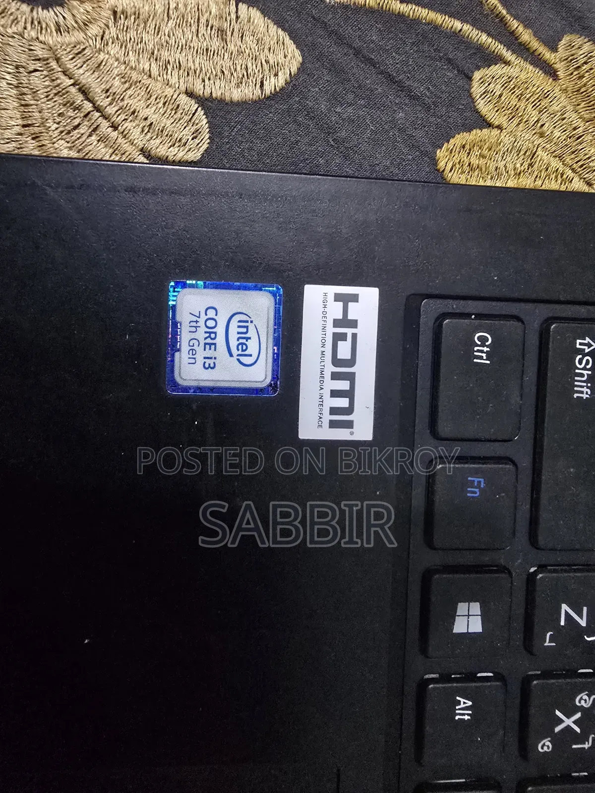 ল্যাপটপ ৪জিবি ইন্টেল কোর আই৩ এসএসডি ৫১২জিবি