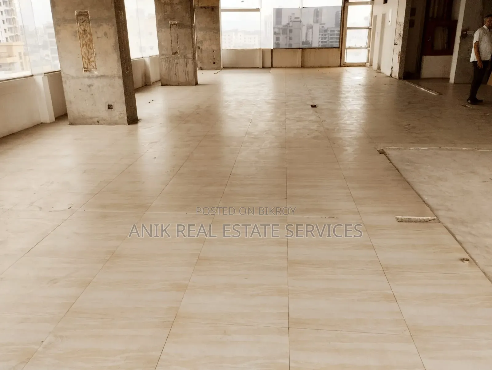 Commercial 3200 SFT Office Space Rent for Banani