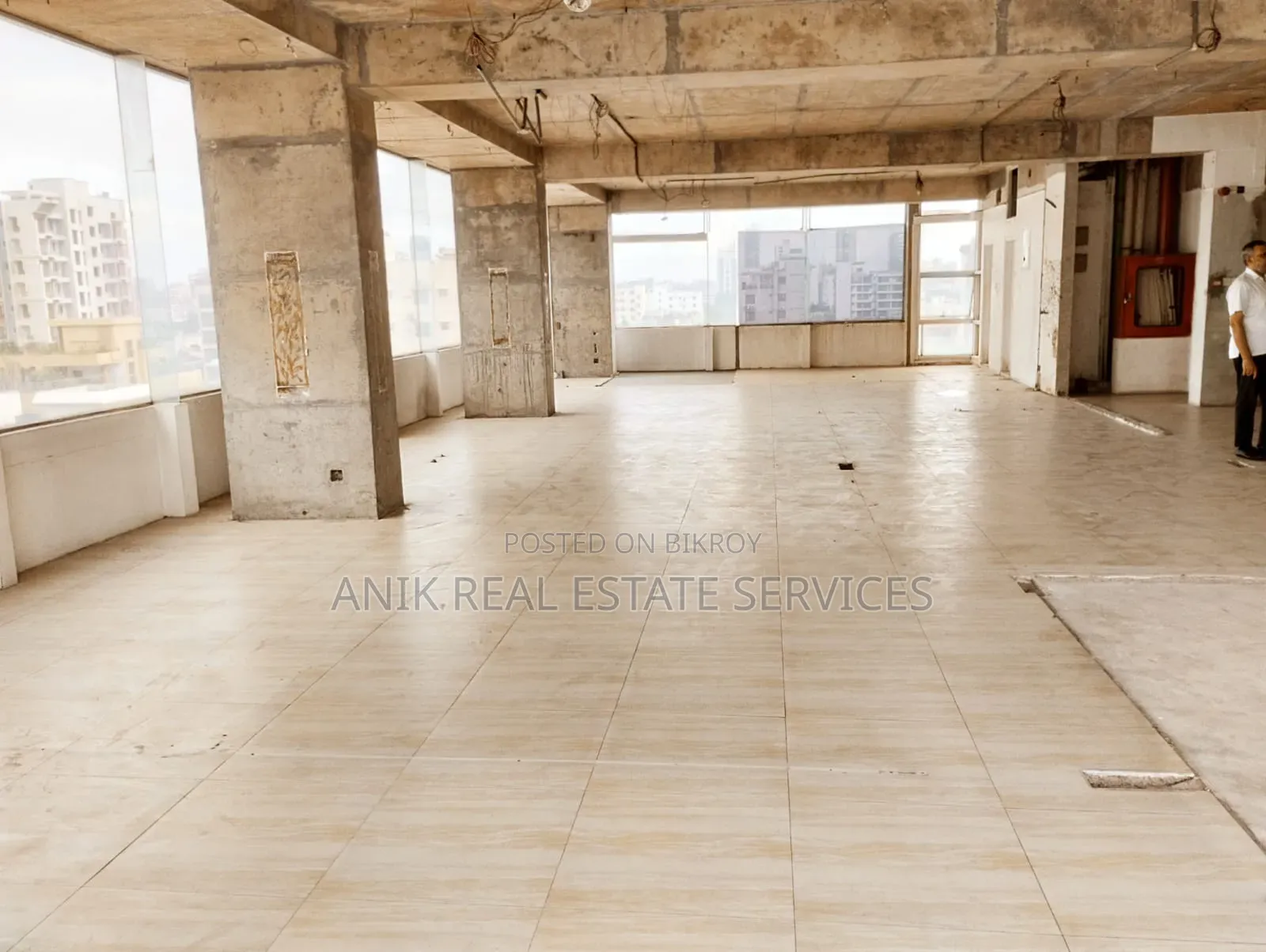 Commercial 3200 SFT Office Space Rent for Banani