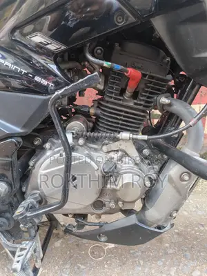 হিরো এক্সট্রিম ১২৫আর ২০২৫ ব্ল্যাক