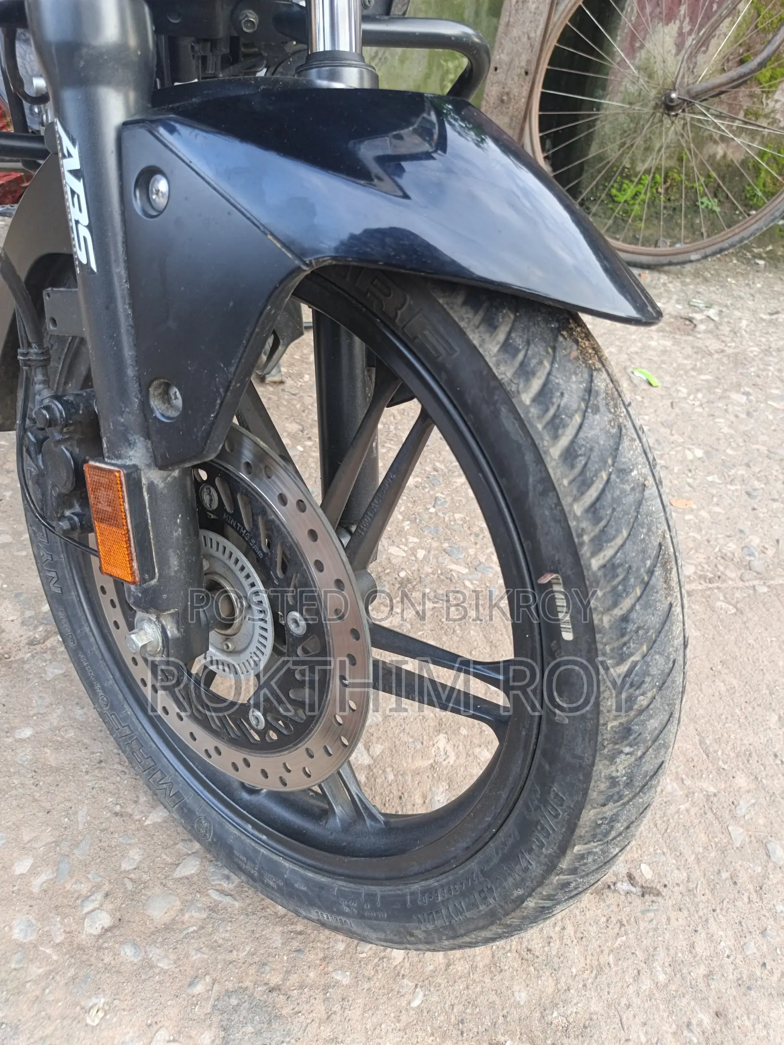 হিরো এক্সট্রিম ১২৫আর ২০২৫ ব্ল্যাক