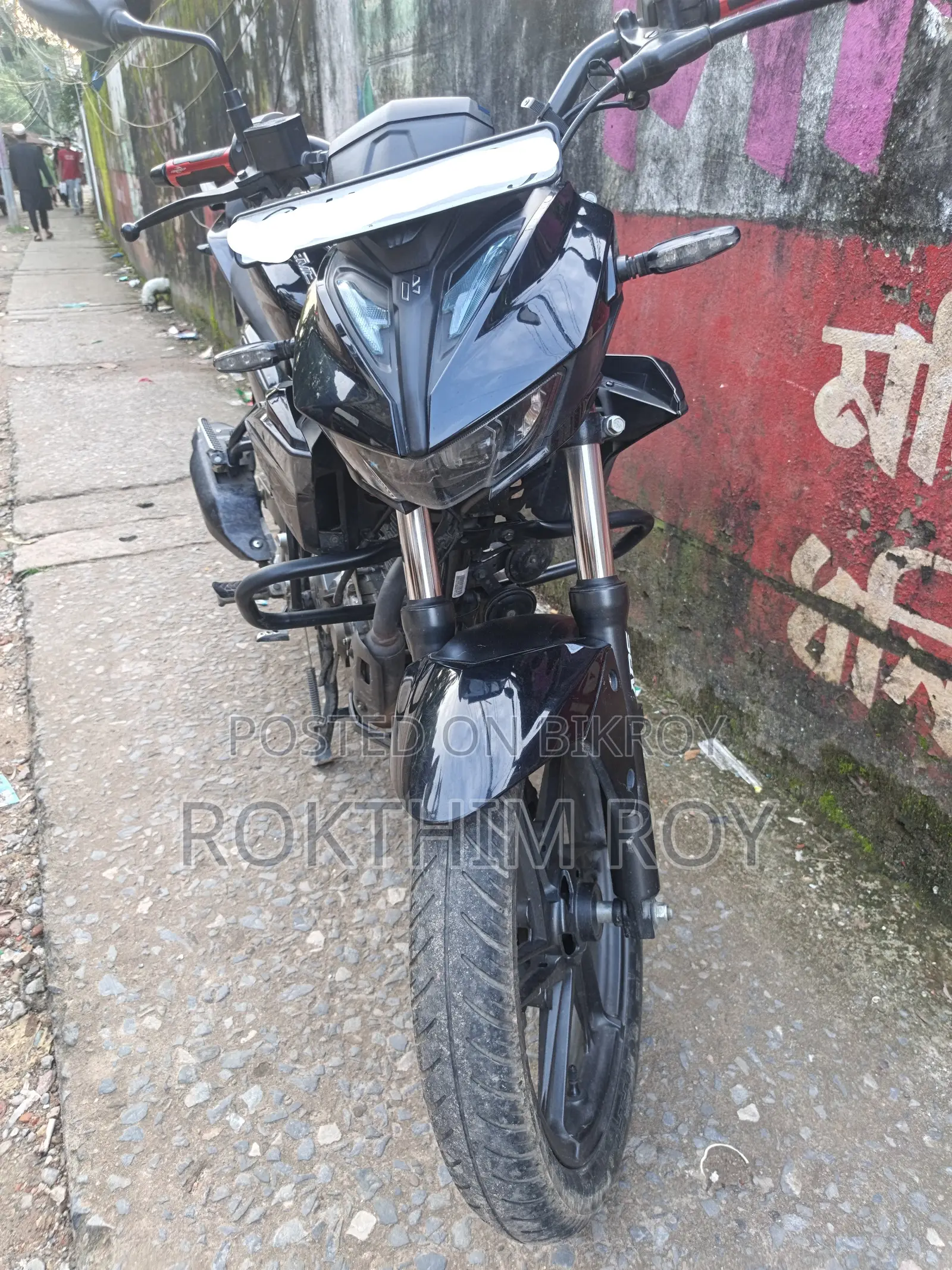 হিরো এক্সট্রিম ১২৫আর ২০২৫ ব্ল্যাক