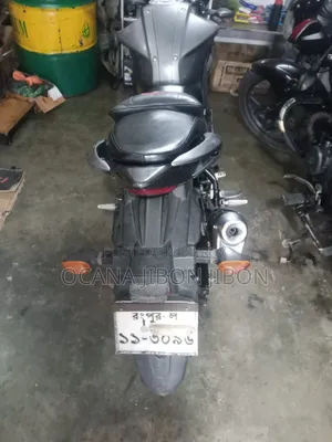 সুজুকি জিক্সার ২০১৫