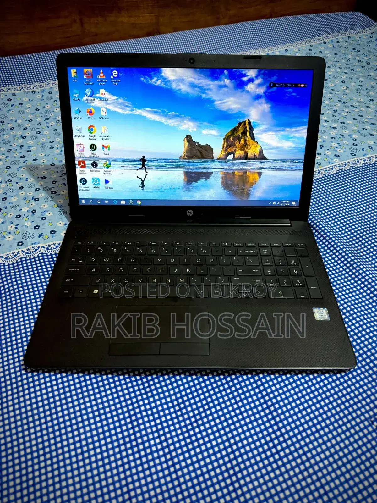Laptop HP 15-Da3007nia 4GB Intel Core I3 HDD 1TB