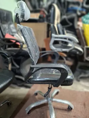 Headrest Chair
