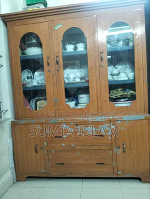 ওয়াল সুকেস