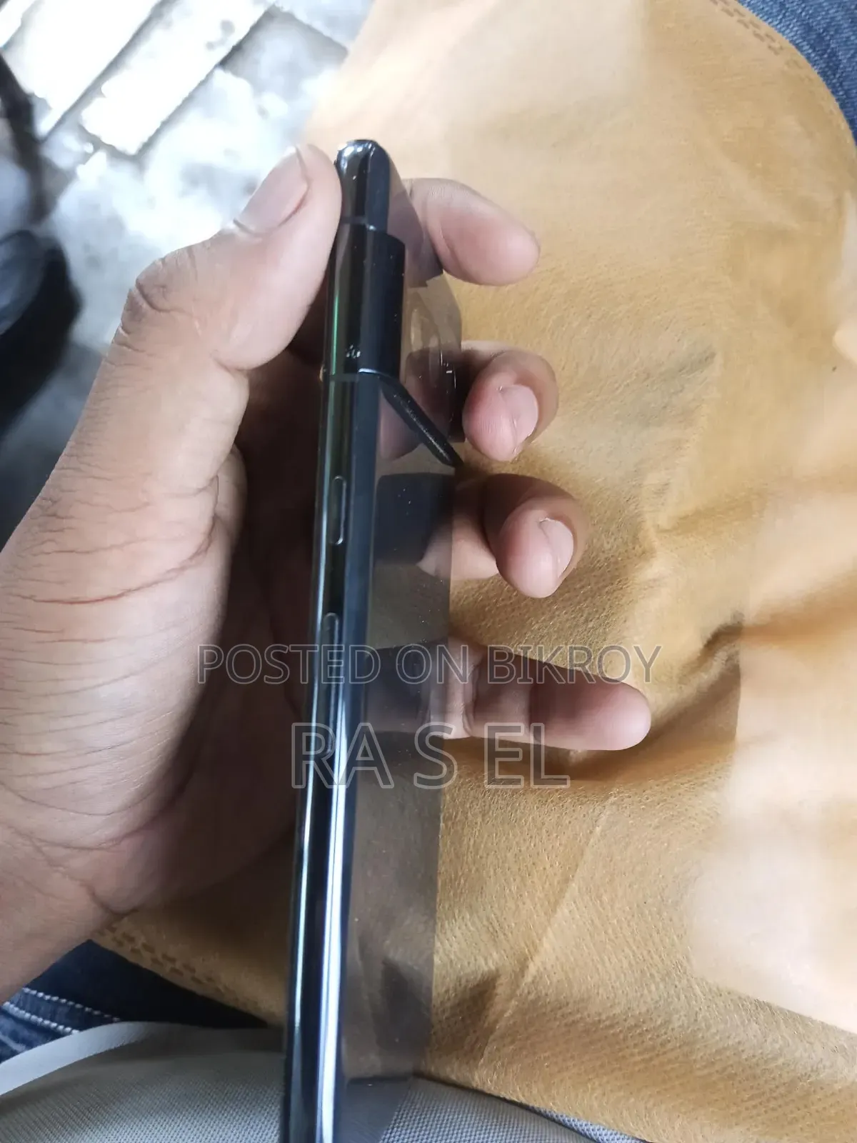 গুগল পিক্সেল ৭ প্রো ১২৮ জিবি কালো