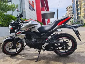 Suzuki Gixxer 2026 Silver