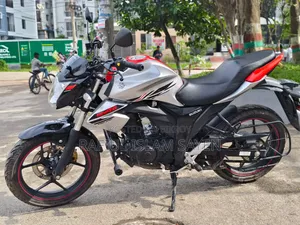 Suzuki Gixxer 2026 Silver
