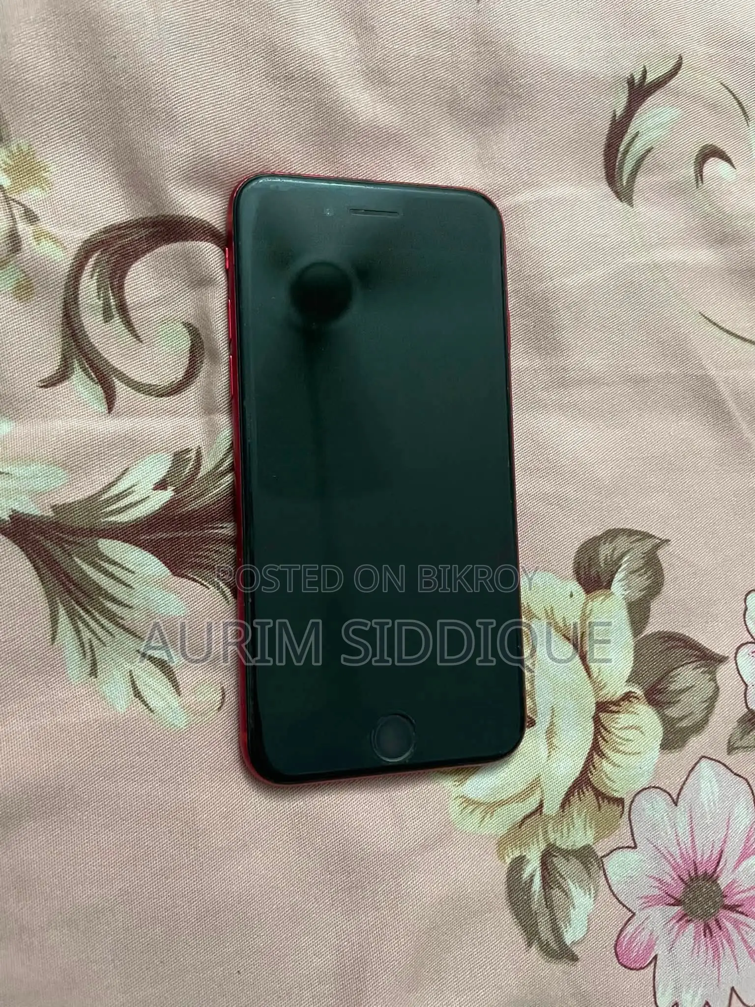 Apple iPhone SE (2020) 128 GB Red