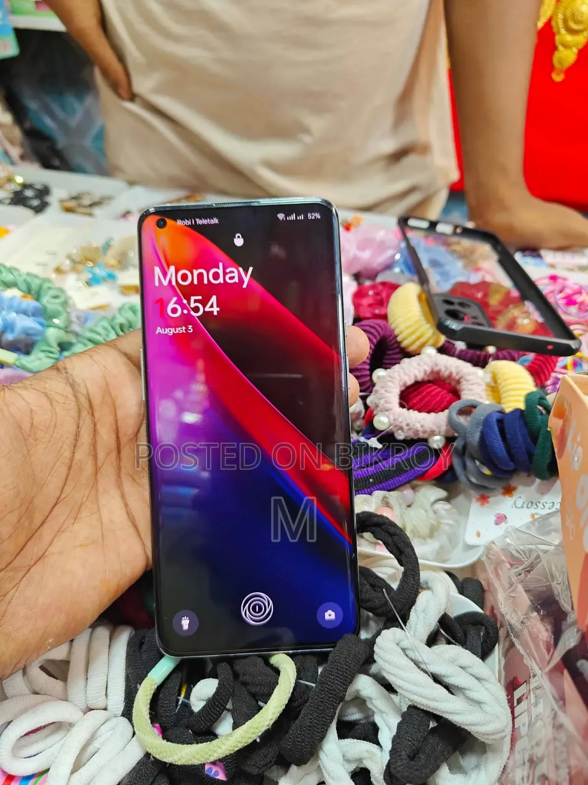 ওয়ানপ্লাস ১২৮ জিবি রূপালী