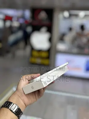 Apple iPhone 16 Plus 128 GB White