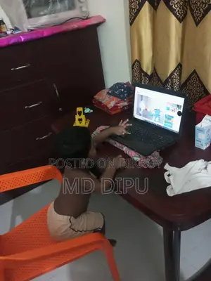 Laptop Toshiba 2gb HDD 256gb