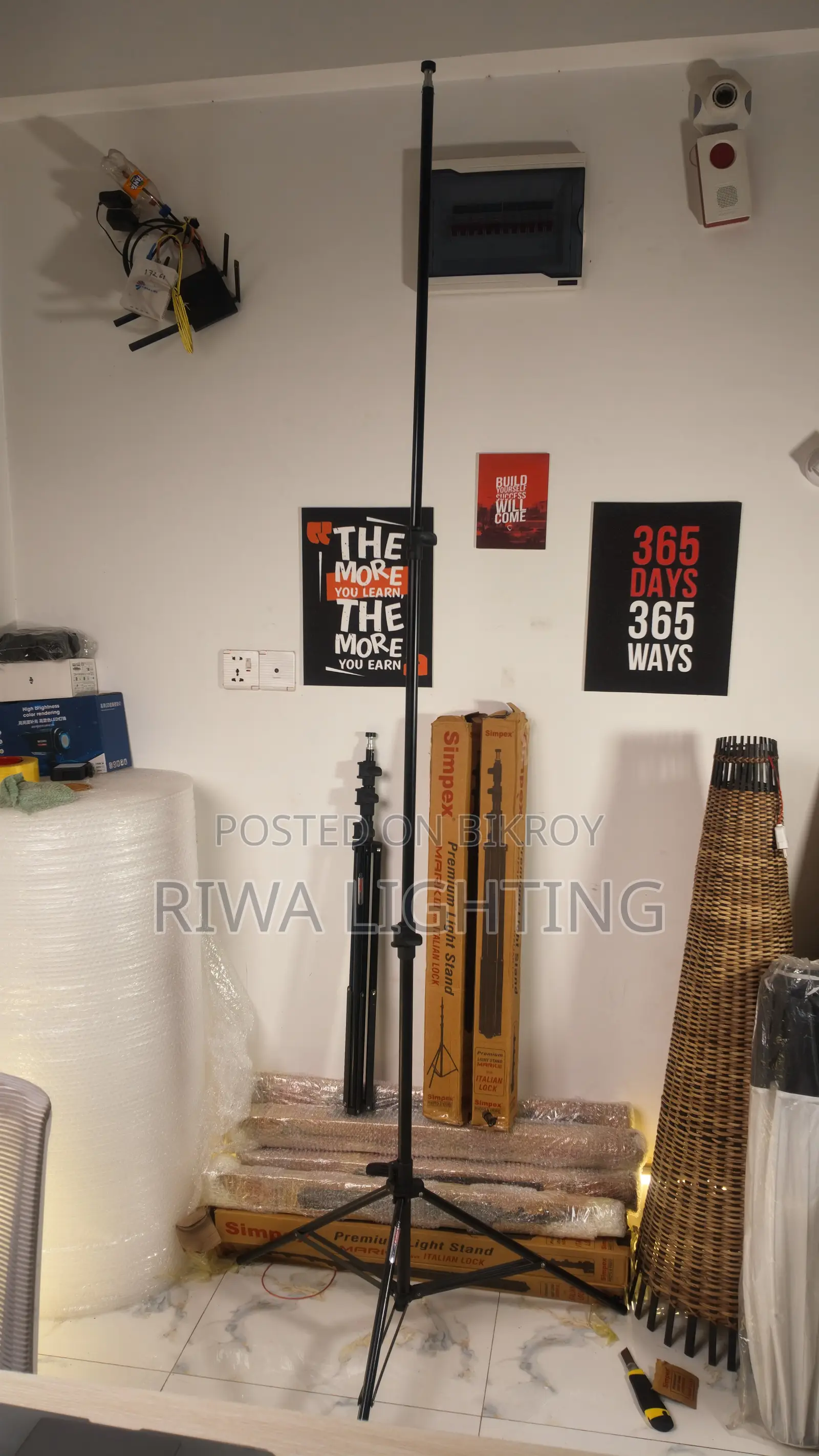 Heavy Tripod Stand