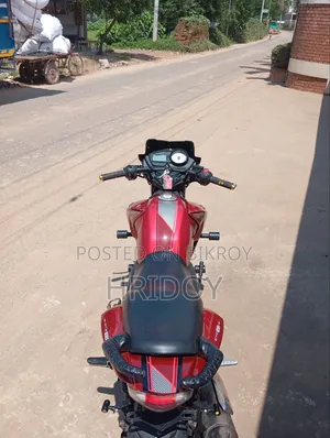 TVS Apache RTR 160 2v Refresh X-connect 2018 Red