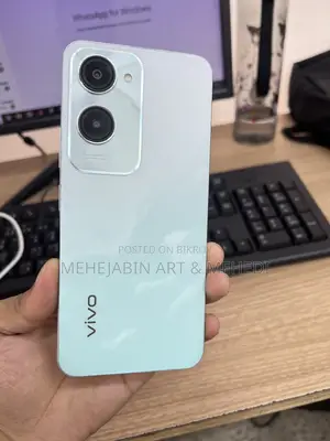 Vivo Y18 128 GB Green