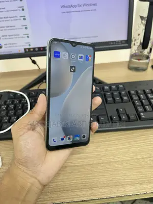 Vivo Y18 128 GB Green