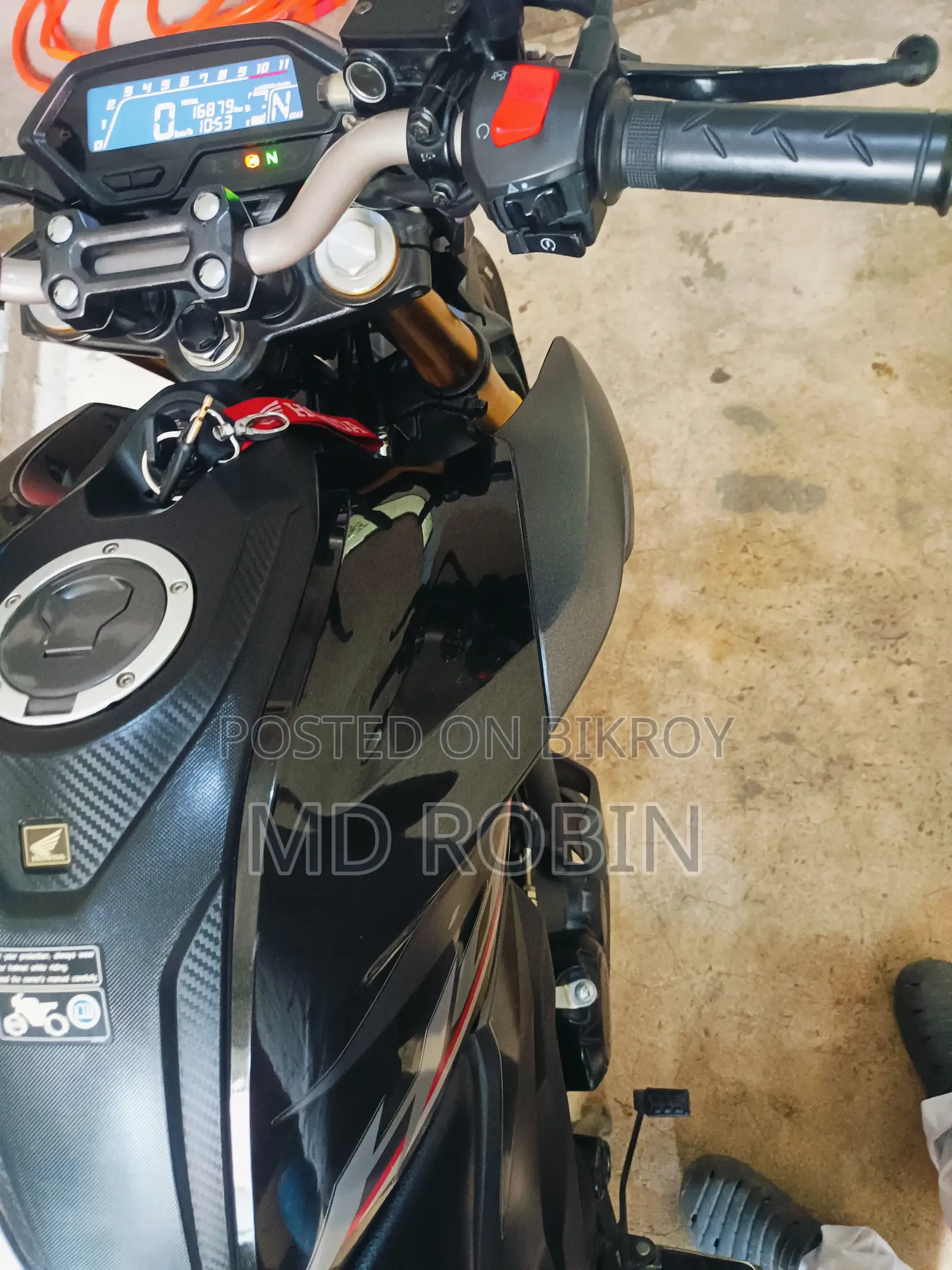 Honda Hornet 2.0 2024 Black