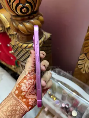 Apple iPhone 16 128 GB Pink