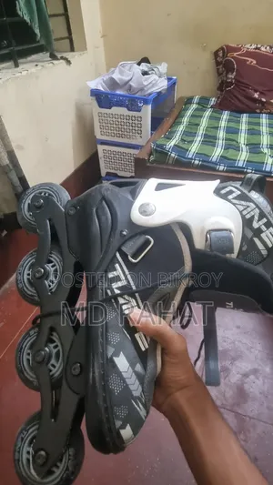 স্কেটিং জুতো