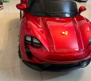 No scratches on the car, like new, 100% ok, taken for video shooting