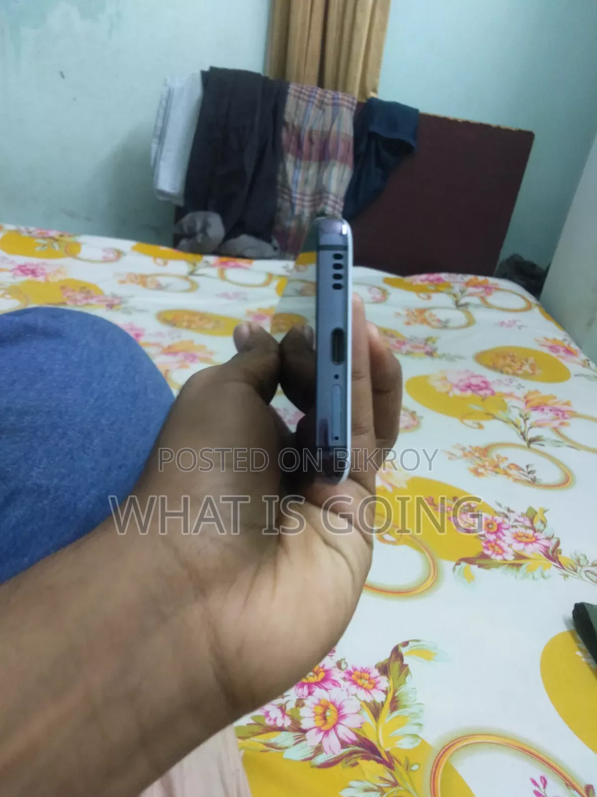 স্যামসাং গ্যালাক্সি এস২১ ৫জি ১২৮ জিবি সাদা