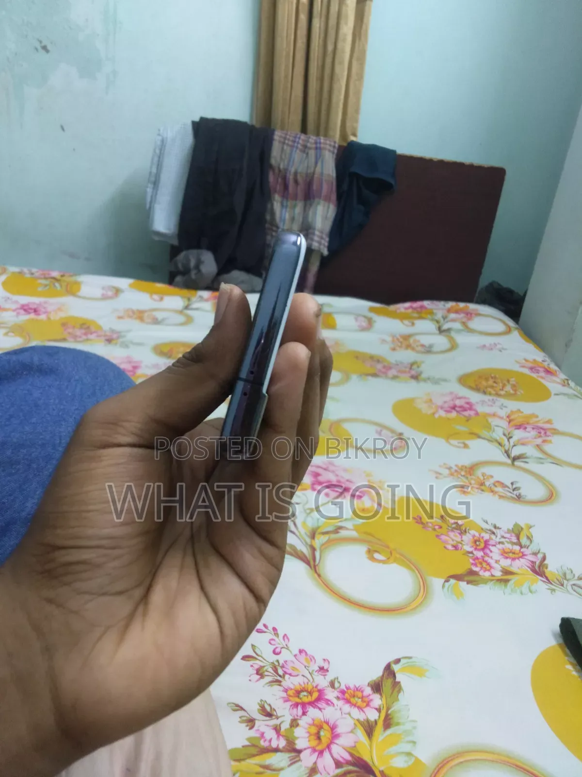 স্যামসাং গ্যালাক্সি এস২১ ৫জি ১২৮ জিবি সাদা