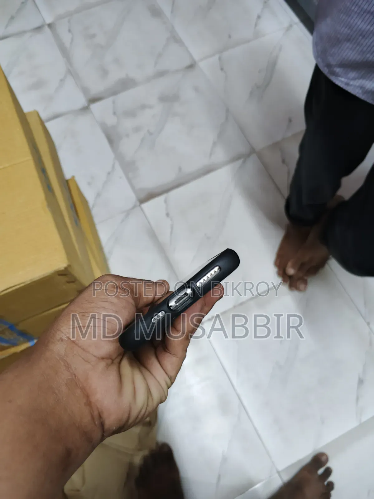 অ্যাপল আইফোন এক্স ৬৪ জিবি হোয়াইট