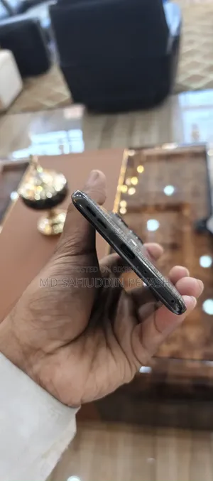 মোটোরোলা এজ ৬০ প্রো ২৫৬ জিবি
