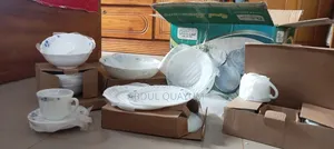 A 32-piece dinner set will be sold.