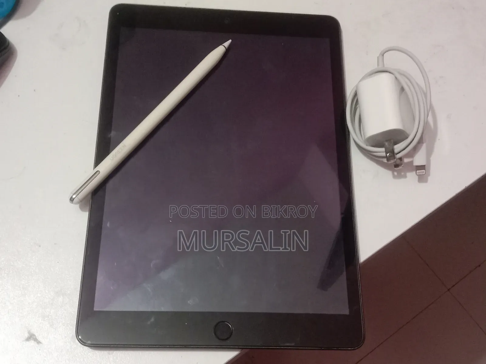 Apple iPad Wi-Fi 64 GB Silver