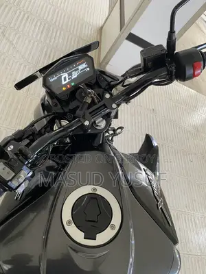 Hero Xtreme 125R 2025 Black