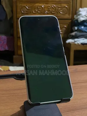 টেকনো পোভা স্লিম ৫জি ২৫৬ জিবি হোয়াইট
