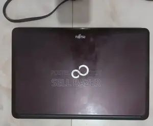 Laptop Fujitsu Lifebook AH530 4GB Intel Core I3 HDD 500GB