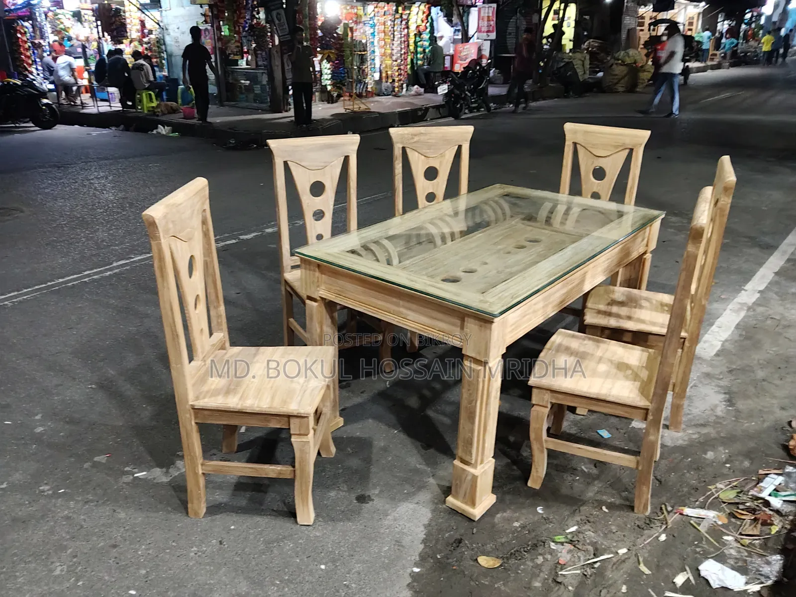 ৬টি চেয়ারসহ ডাইনিং সেট