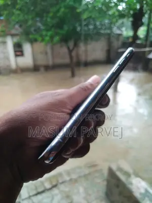 অ্যাপল আইফোন এক্সএস ২৫৬ জিবি সাদা