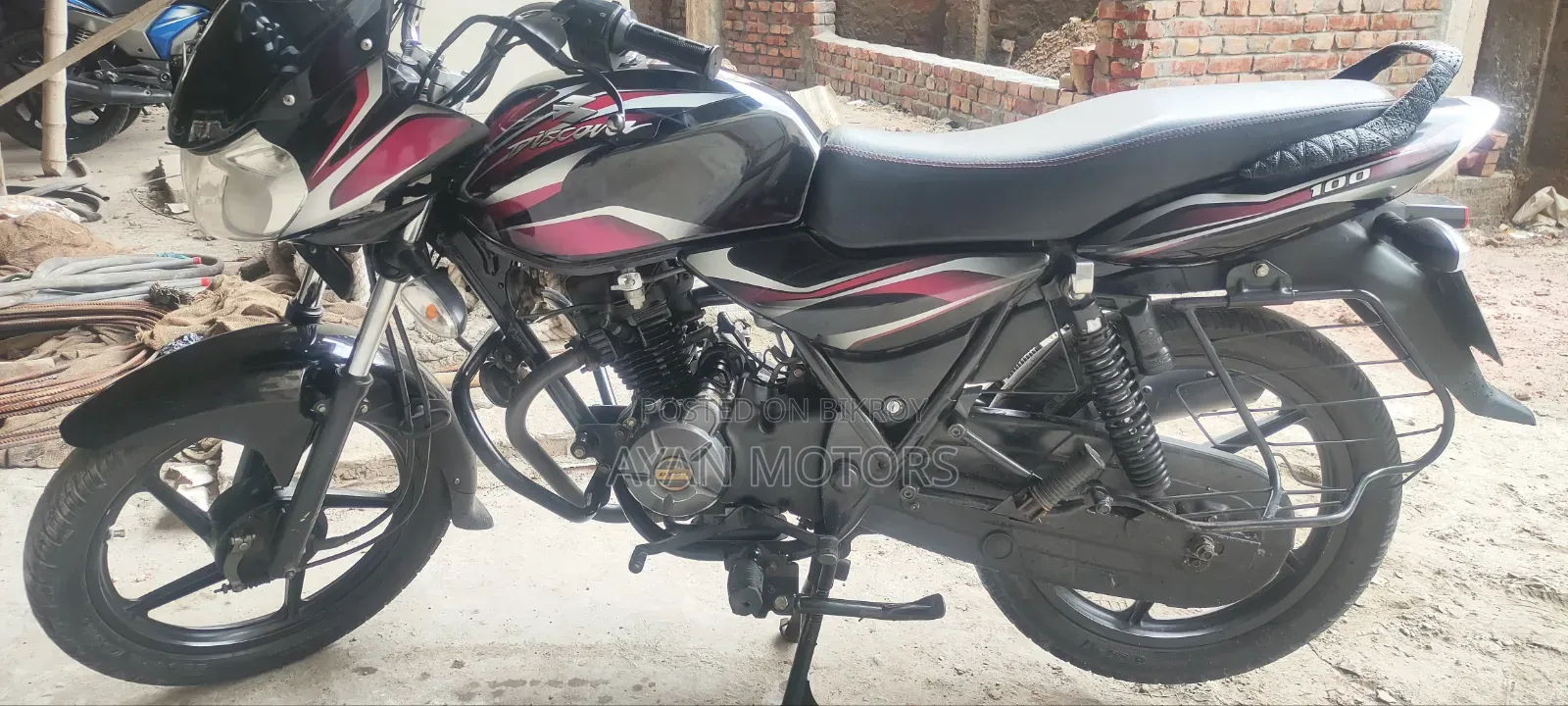 Bajaj Discover 100 2017 Black
