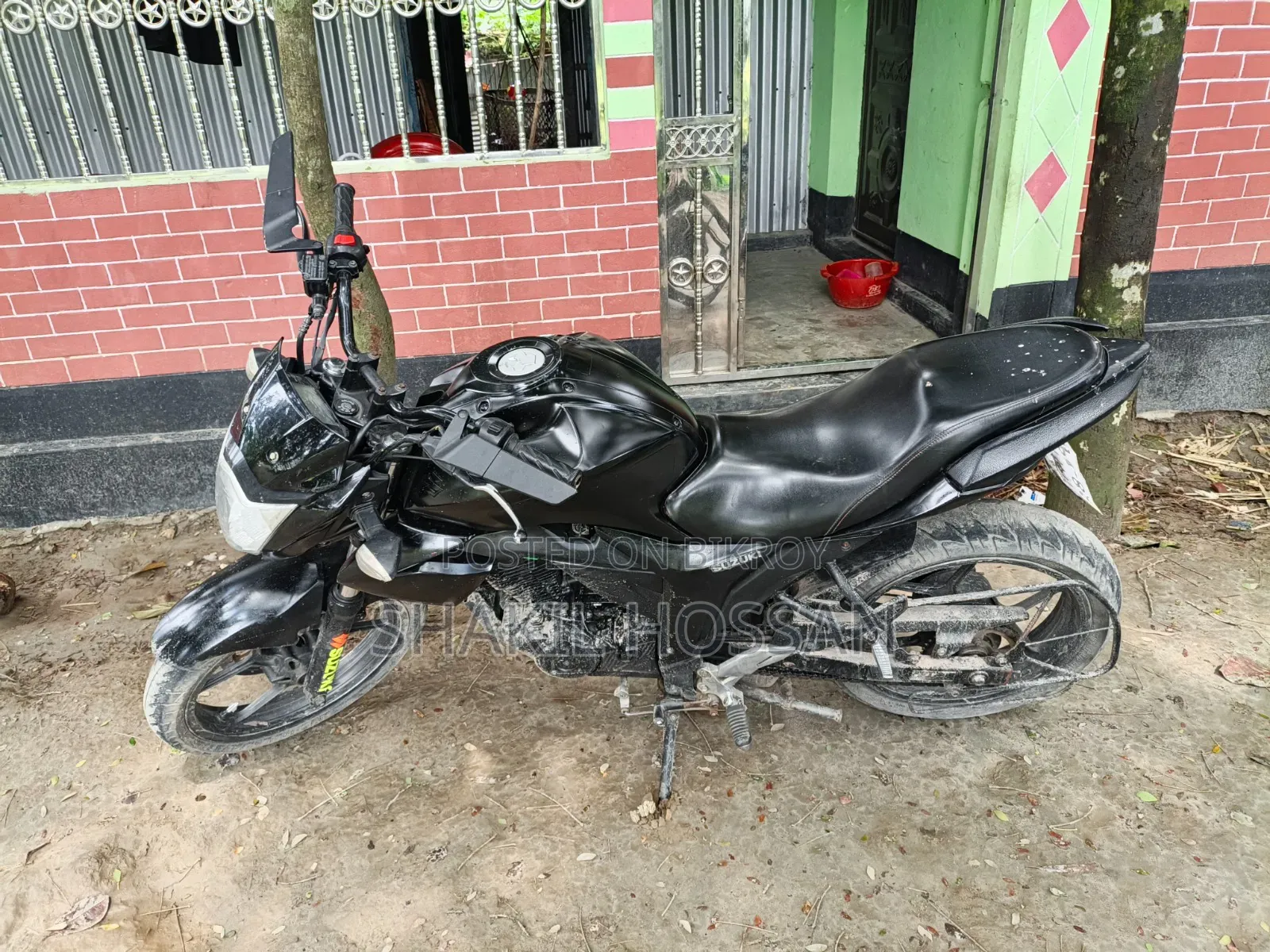 Suzuki 2018 Black