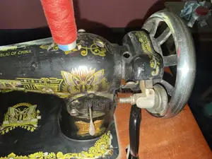 Cloth Sewing Machine