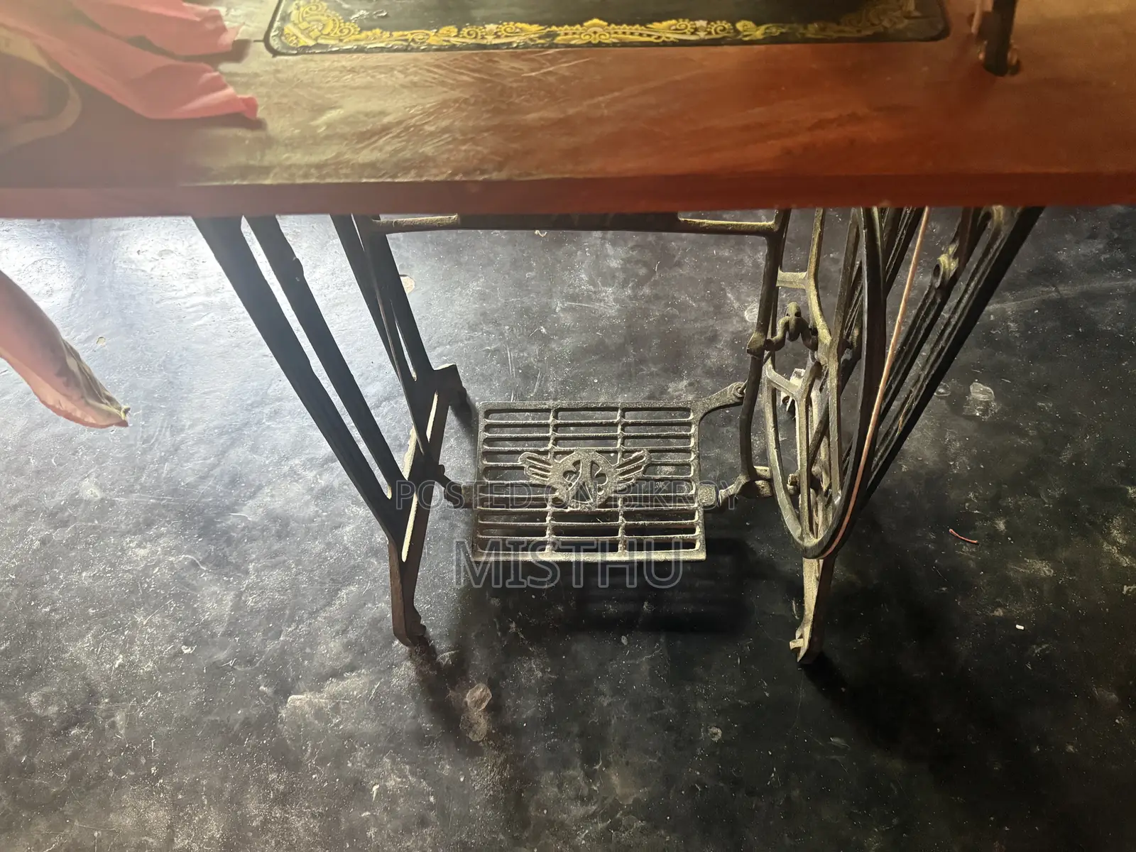 Cloth Sewing Machine