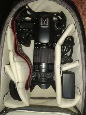 Canon 70D DSLR Camera