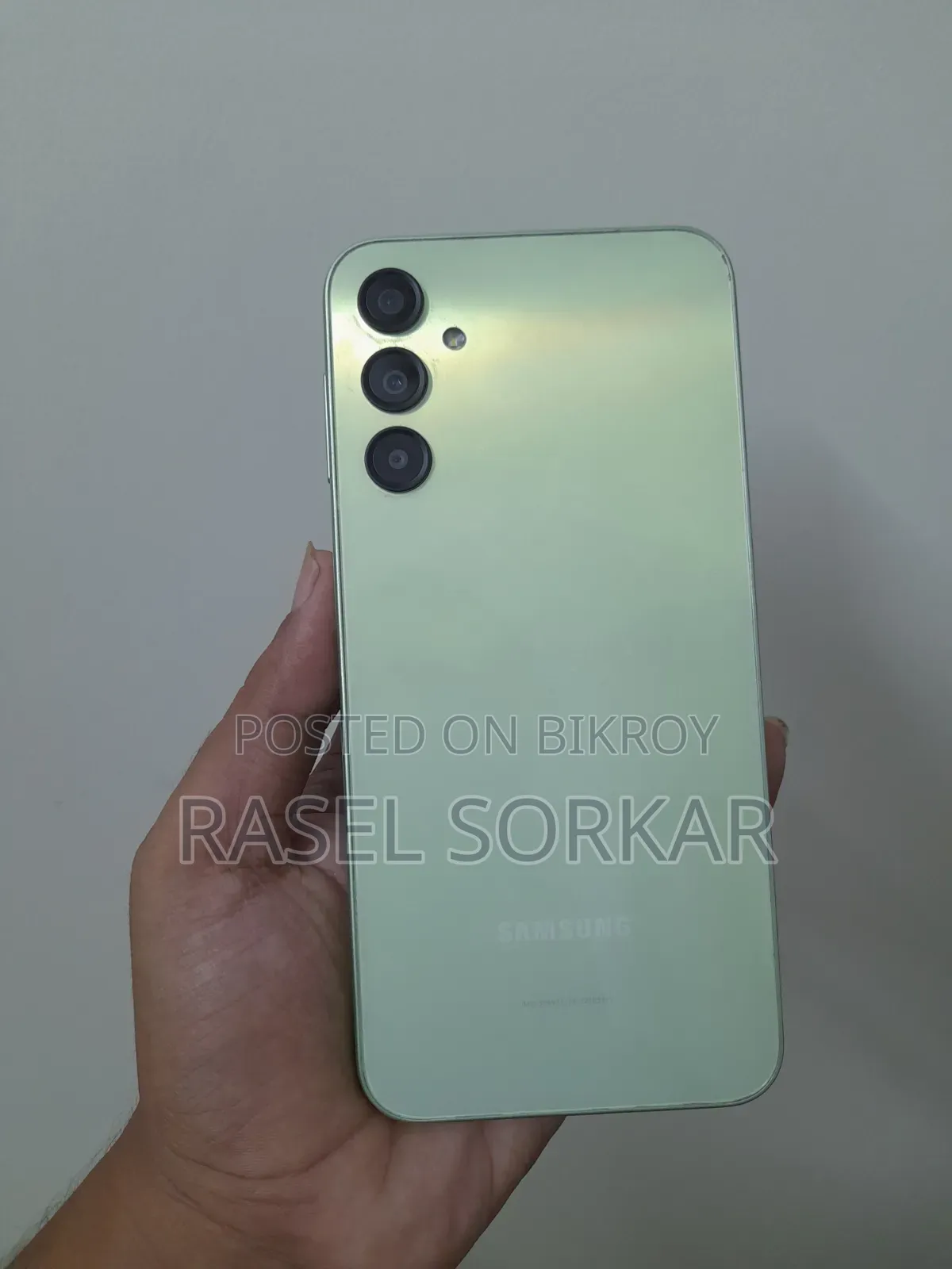 স্যামসাং গ্যালাক্সি এ২৪ ১২৮ জিবি সাদা